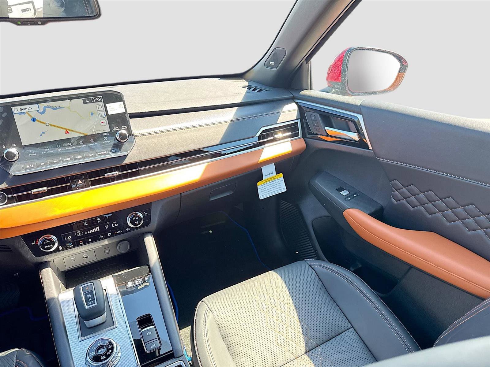 New 2025 Mitsubishi Outlander SEL image 24