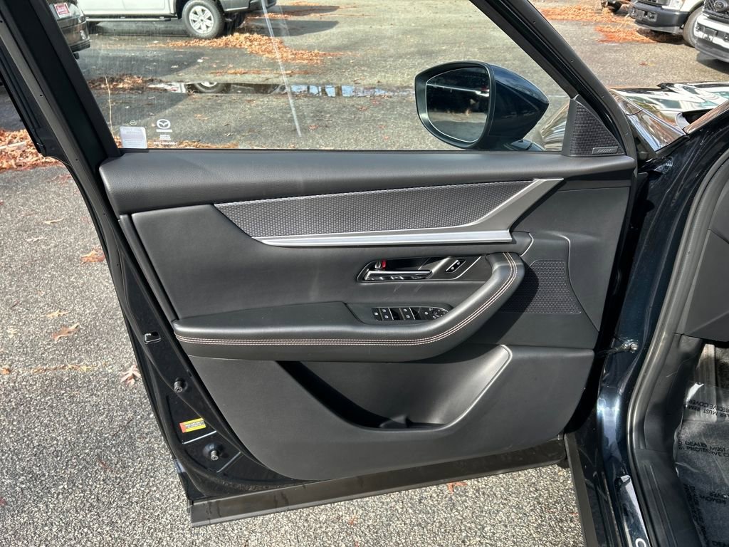 Used 2025 MAZDA CX-90 Plug-In Hybrid w/ Premium Plus image 17