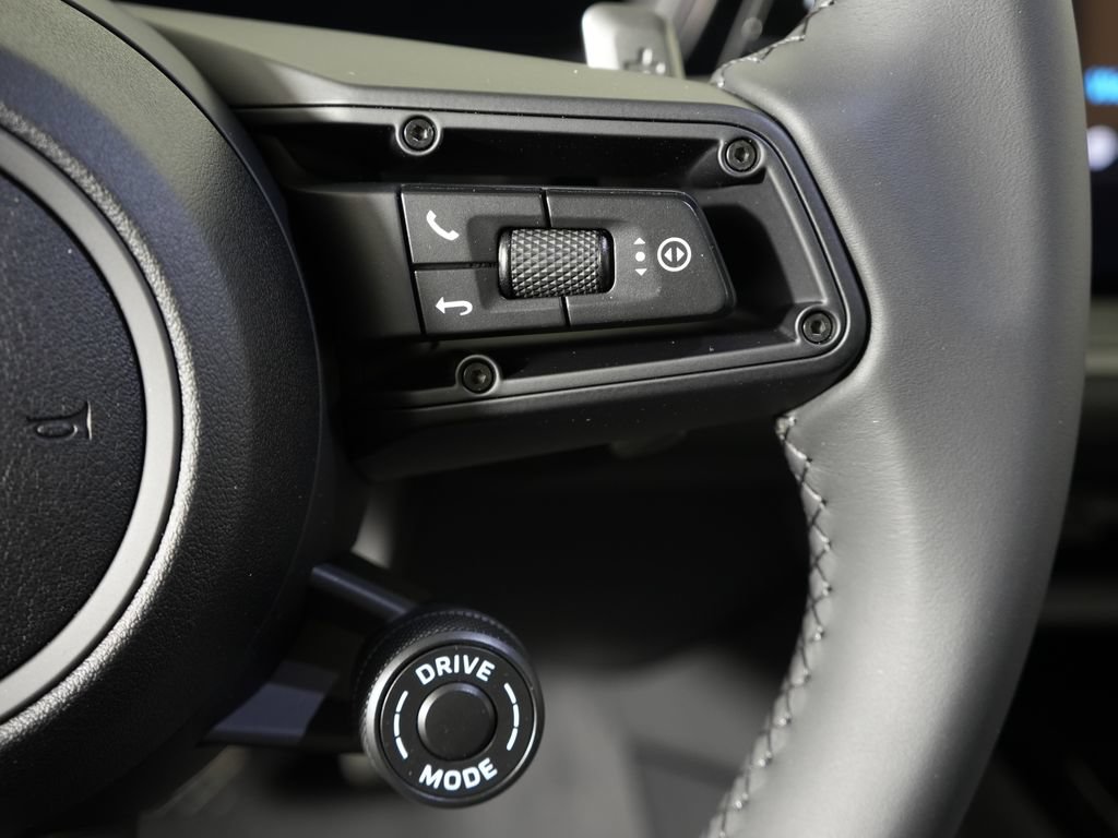 Certified 2026 Porsche Cayenne Coupe AWD/4WD image 26