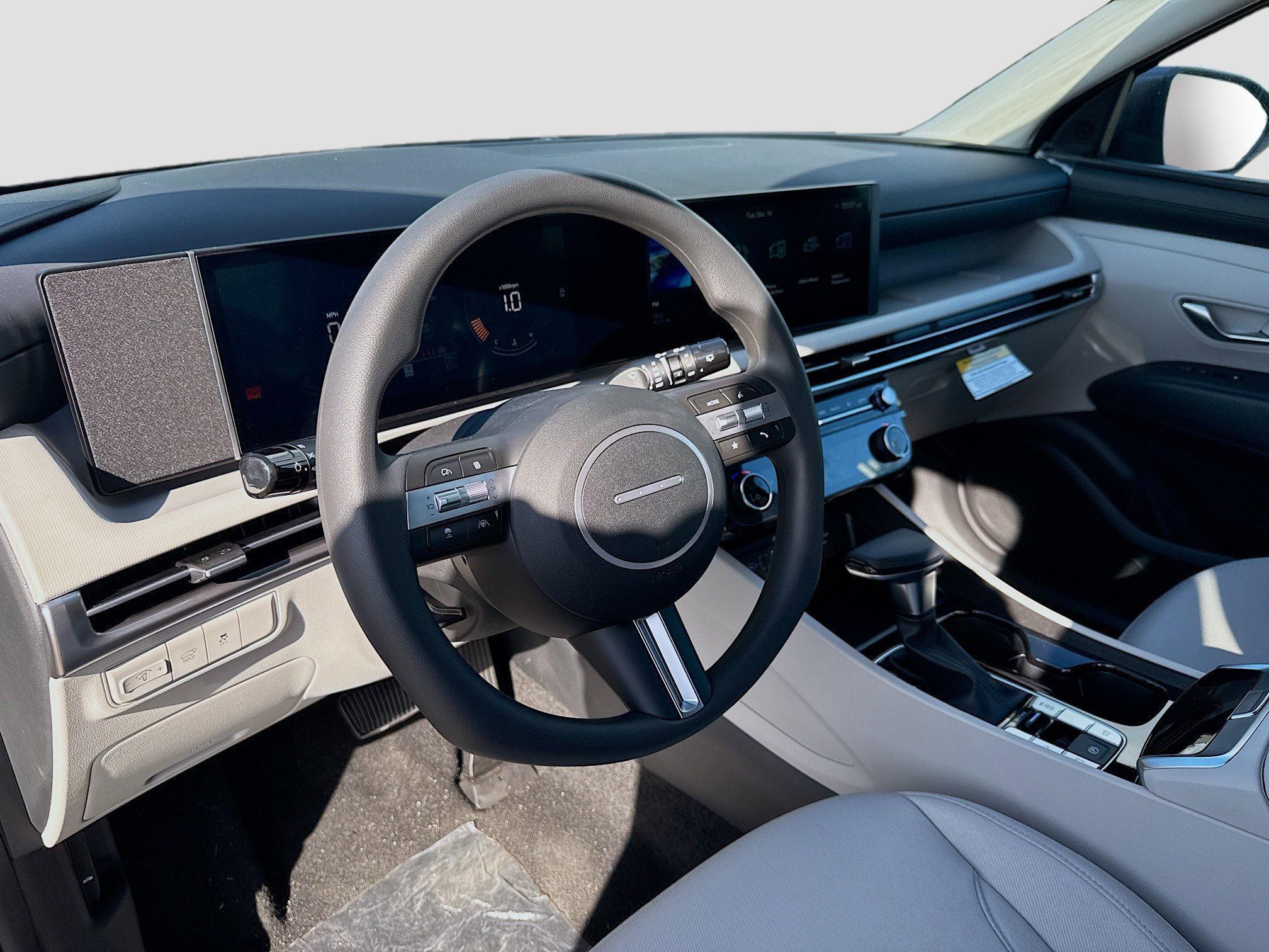 New 2026 Hyundai Tucson SEL FWD image 7