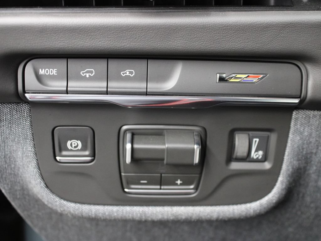 Used 2026 Cadillac Escalade V AWD/4WD image 71