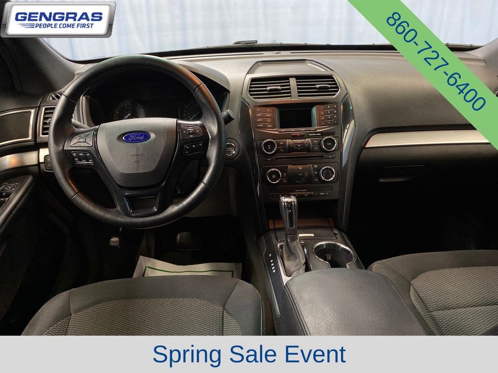 Used 2016 Ford Explorer XLT AWD/4WD image 27
