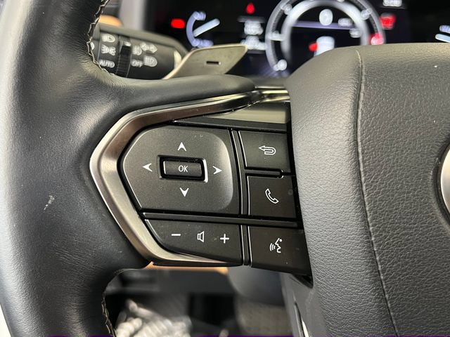 Used 2023 Lexus LX 600 4WD w/ Appearance Package image 47