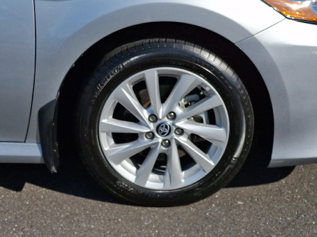 Certified 2024 Toyota Camry LE AWD/4WD image 8
