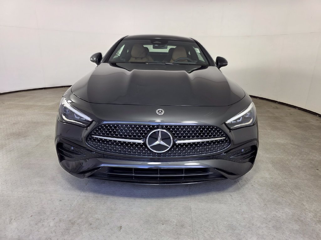 New 2027 Mercedes-Benz CLE 300 4MATIC Coupe image 2