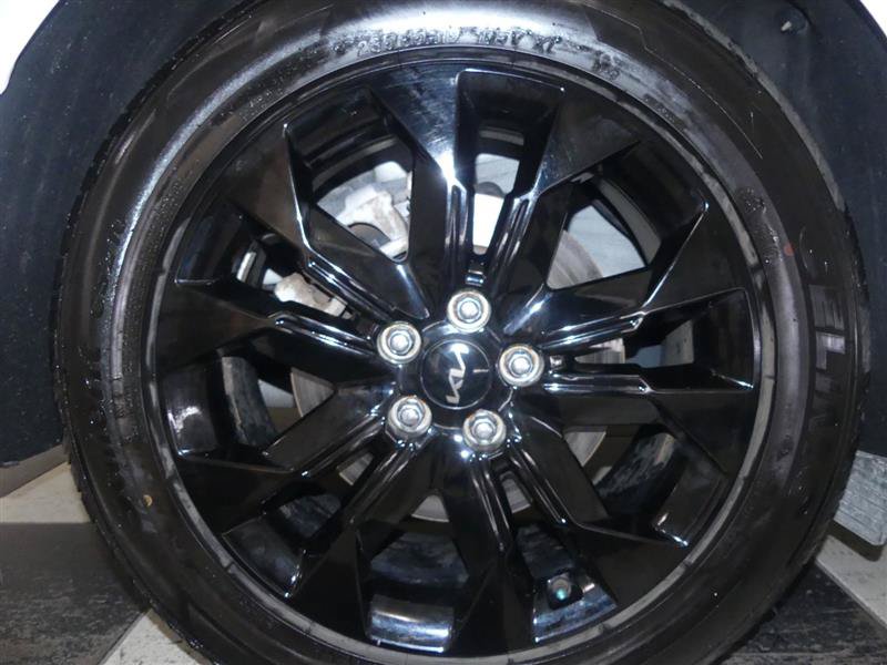 Used 2024 Kia Carnival SX Prestige FWD image 36
