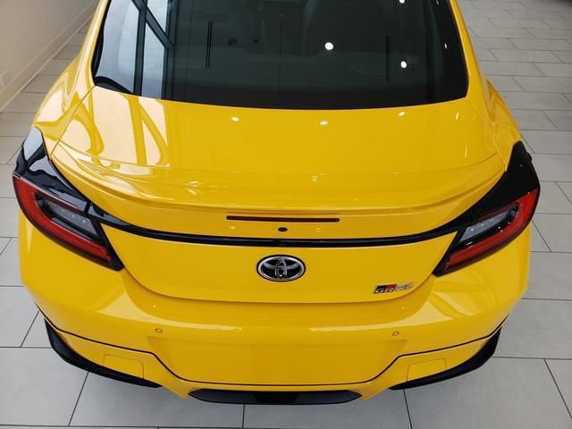 New 2026 Toyota GR86 YUZU Limited image 8
