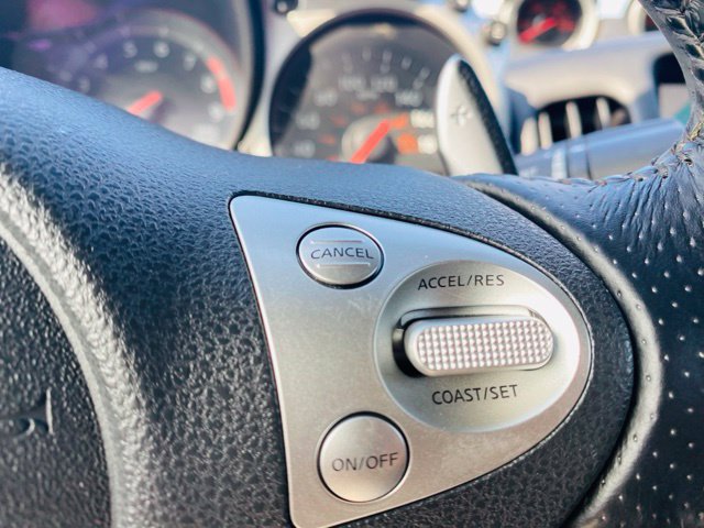 Used 2018 Nissan 370Z Touring Sport RWD image 27
