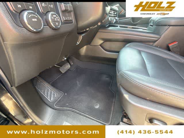 Certified 2026 Chevrolet Tahoe Z71 w/ Sun And Tow Package AWD/4WD image 34