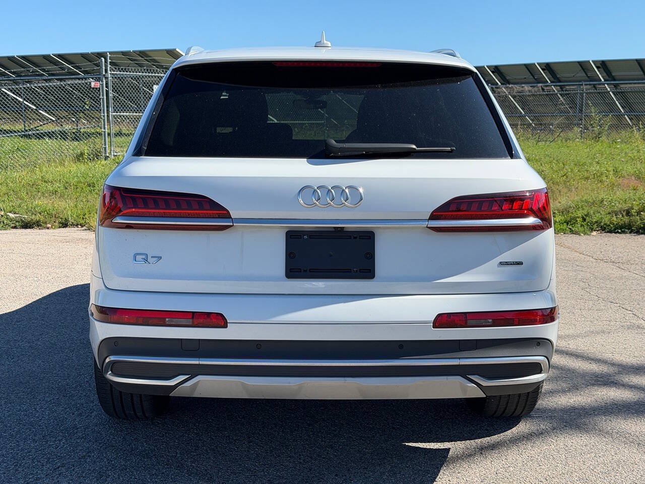 Used 2023 Audi Q7 2.0T Premium Plus w/ Premium Plus Package AWD/4WD image 4