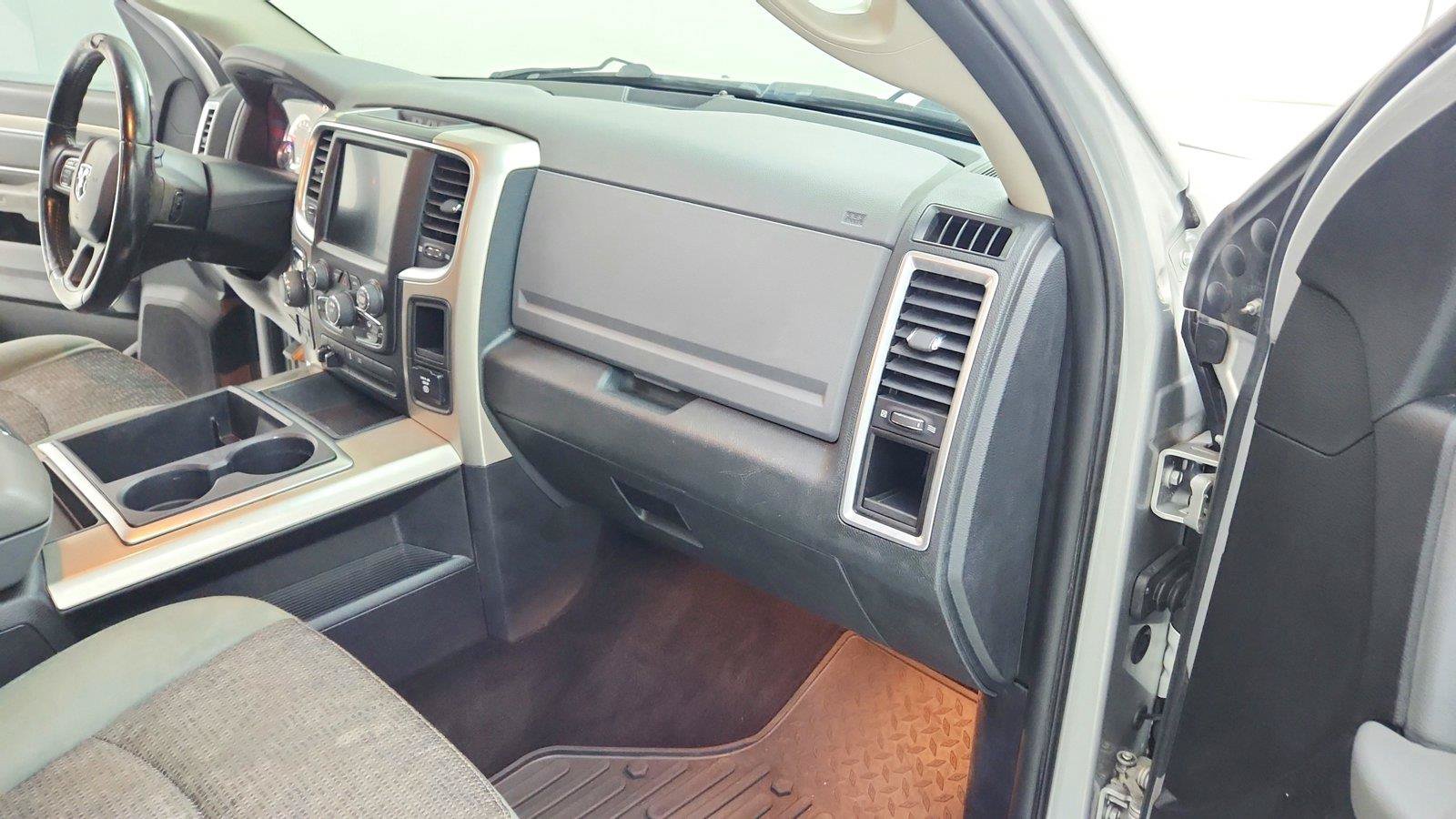 Used 2015 RAM 1500 Outdoorsman AWD/4WD image 28
