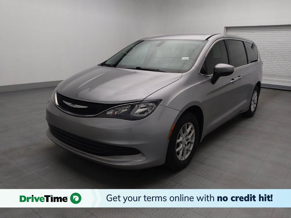 Used 2017 Chrysler Pacifica Touring FWD image 1
