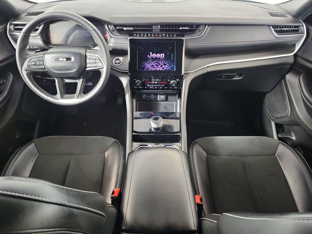 Used 2023 Jeep Grand Cherokee L Laredo RWD image 13