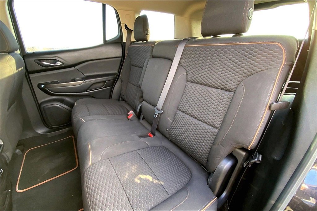 Used 2017 GMC Acadia SLE w/ Driver Alert Package I image 20