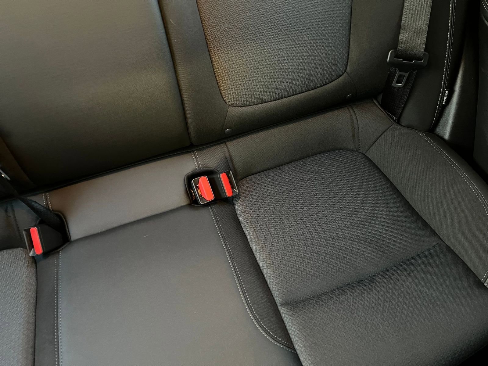 Used 2025 Buick Encore GX Preferred image 37