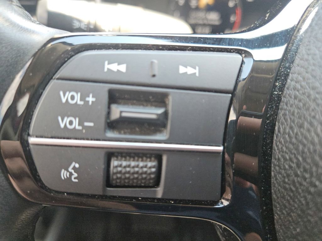 Used 2023 Honda Pilot Elite image 17