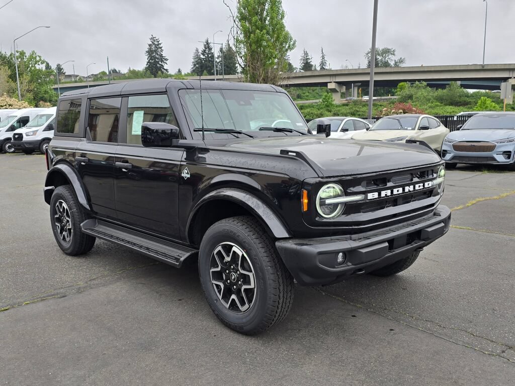 New 2026 Ford Bronco Outer Banks AWD/4WD image 7