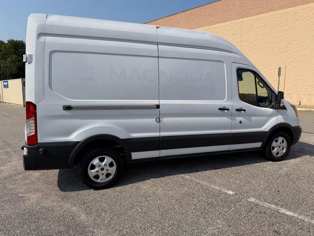 Used 2017 Ford Transit 250 148 High Roof RWD image 43