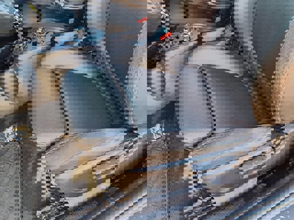 Used 2022 MINI Cooper SE image 22