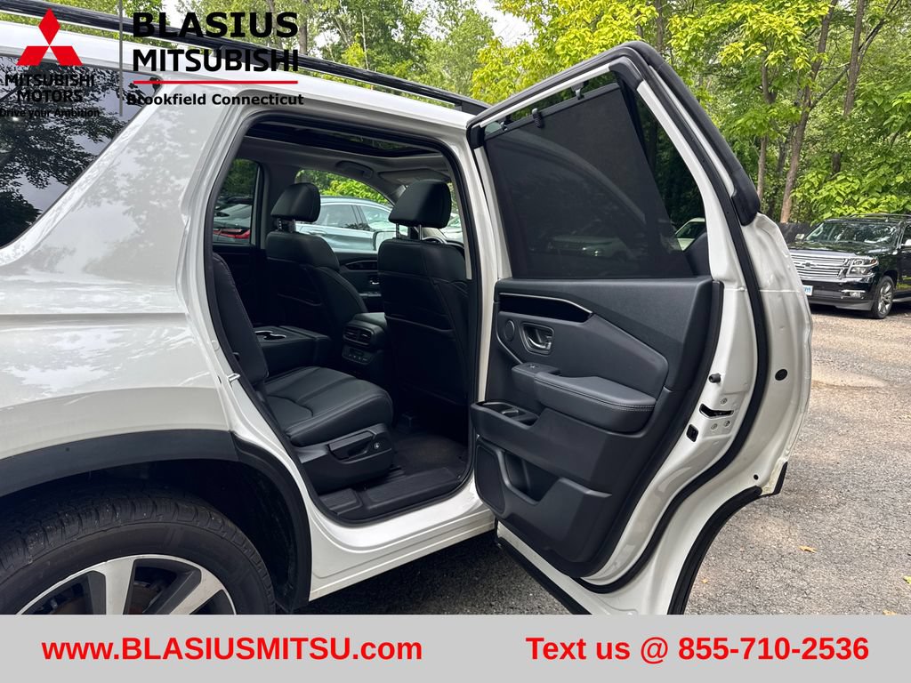 Used 2023 Honda Pilot Touring image 29