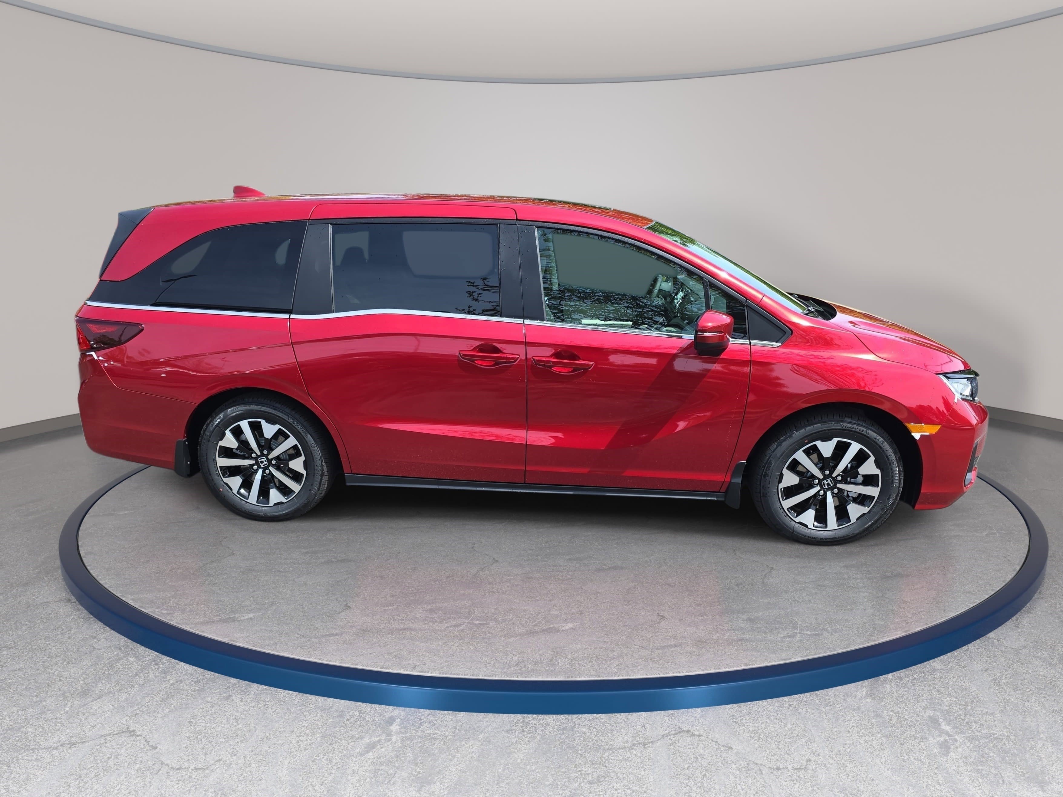 New 2026 Honda Odyssey EX-L image 4