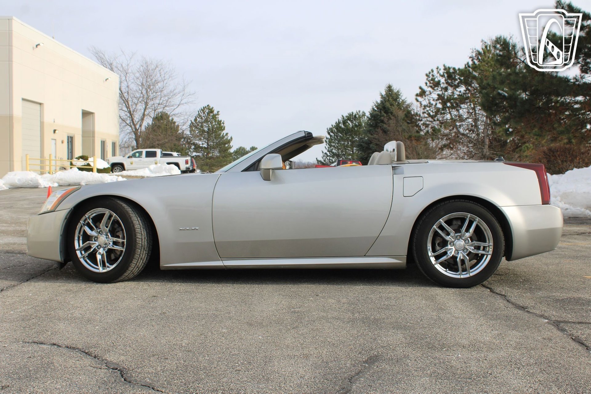 Used 2005 Cadillac XLR image 5