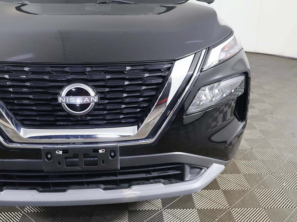 Used 2023 Nissan Rogue S AWD/4WD image 11