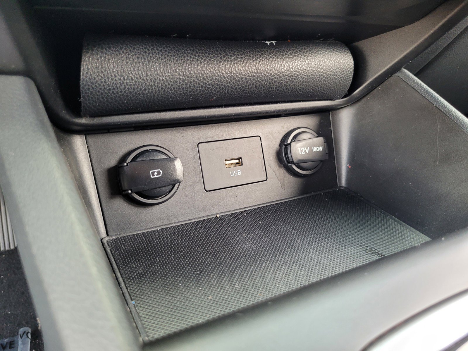 Used 2023 Hyundai Kona SEL w/ Cargo Package FWD image 19