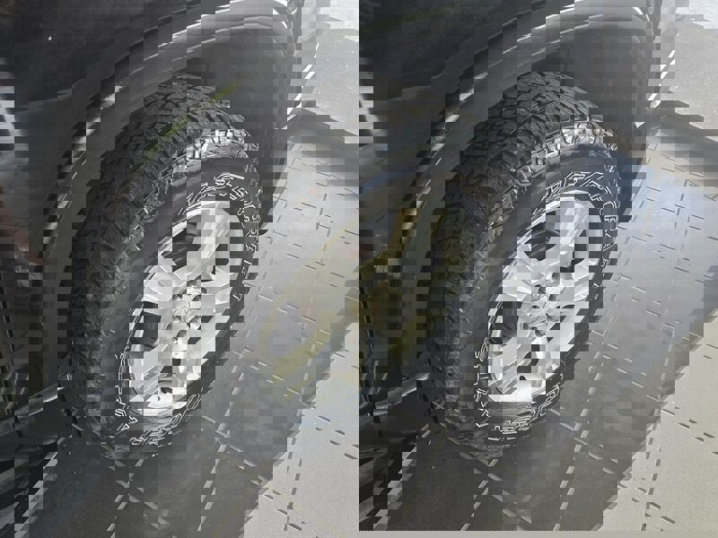 Used 2009 GMC Acadia SLT image 34