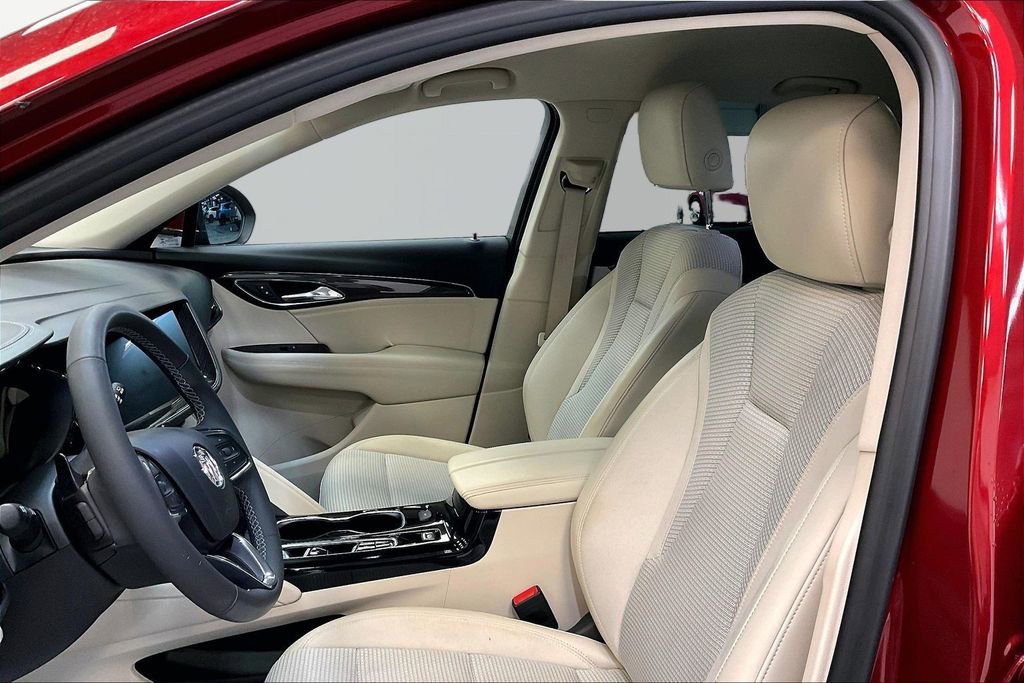 Used 2022 Buick Envision Preferred FWD image 23