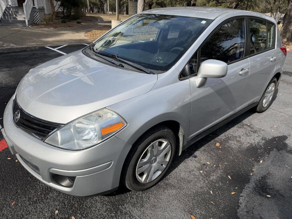 Used 2011 Nissan Versa 1.8 S w/ PWR Plus Pkg image 2