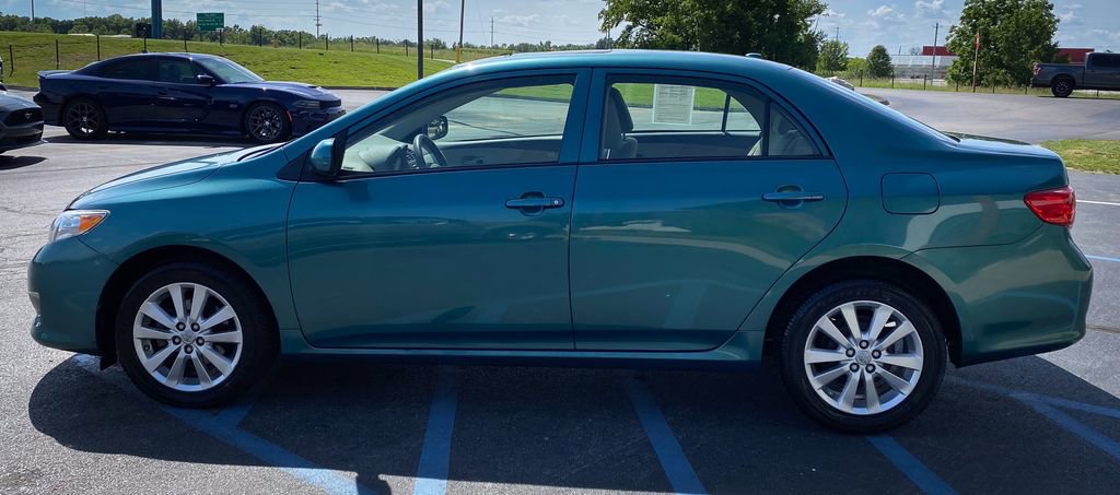 Used 2009 Toyota Corolla LE FWD image 5