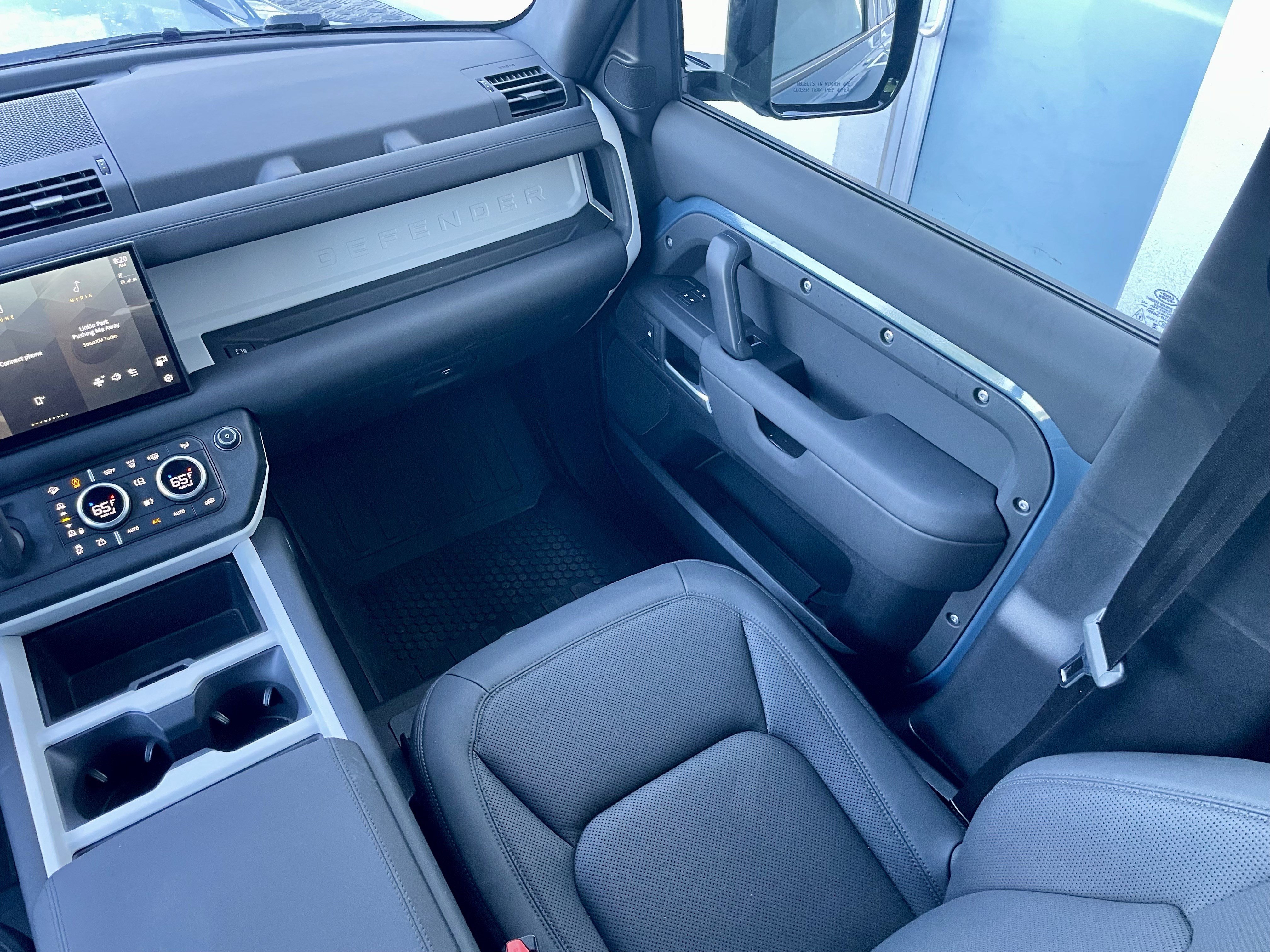 Certified 2025 Land Rover Defender 110 S AWD/4WD image 18