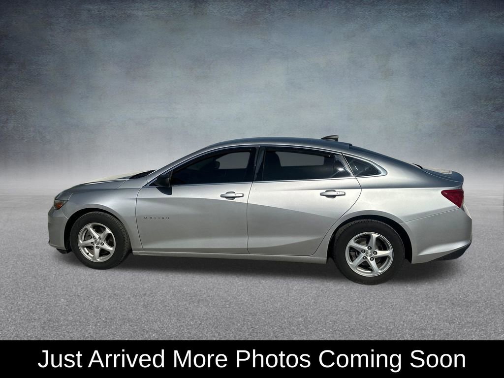 Used 2016 Chevrolet Malibu LS image 2