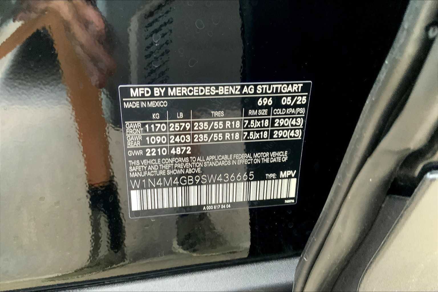 New 2025 Mercedes-Benz GLB 250 image 16