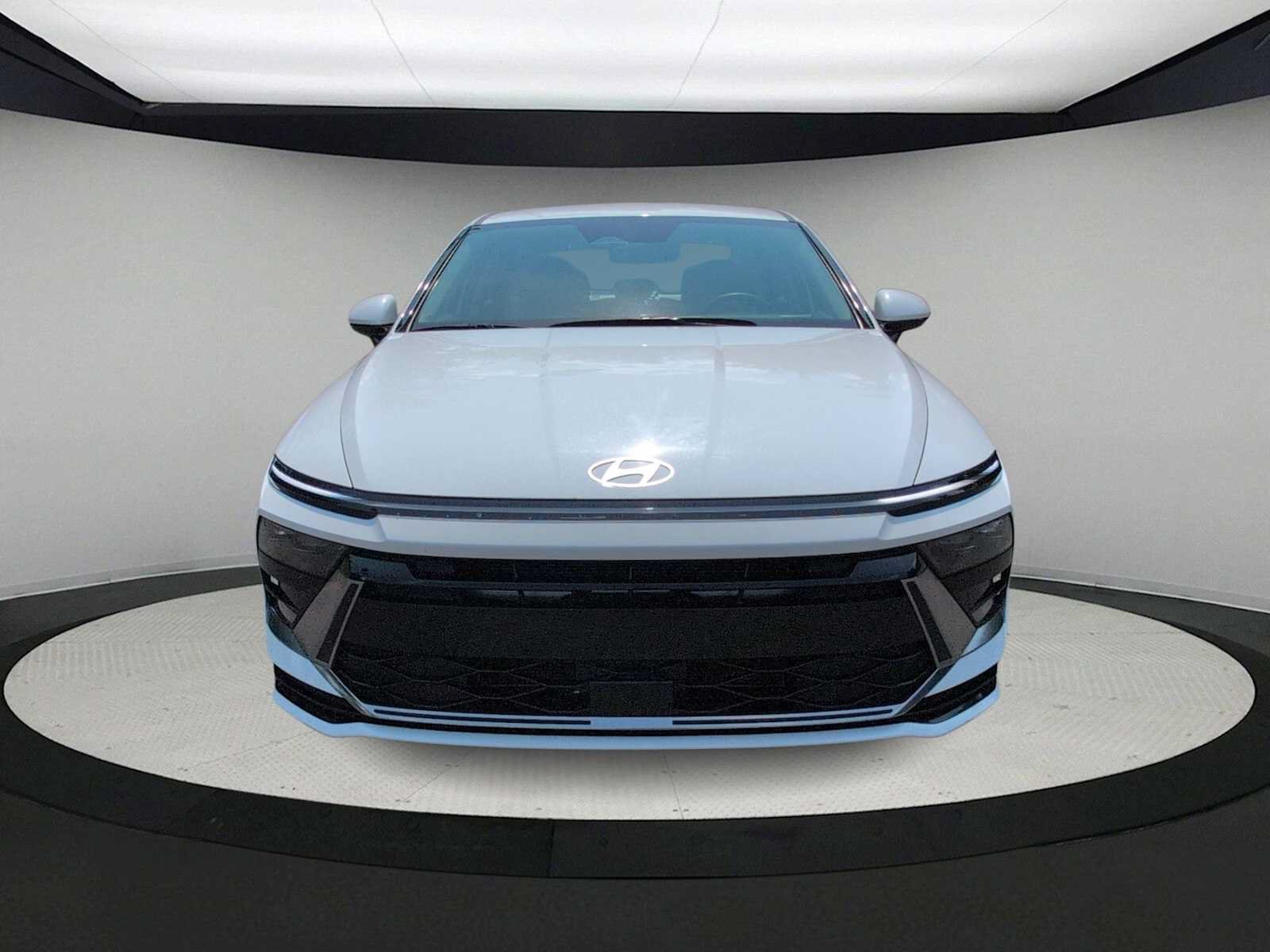 Used 2025 Hyundai Sonata SEL FWD image 3