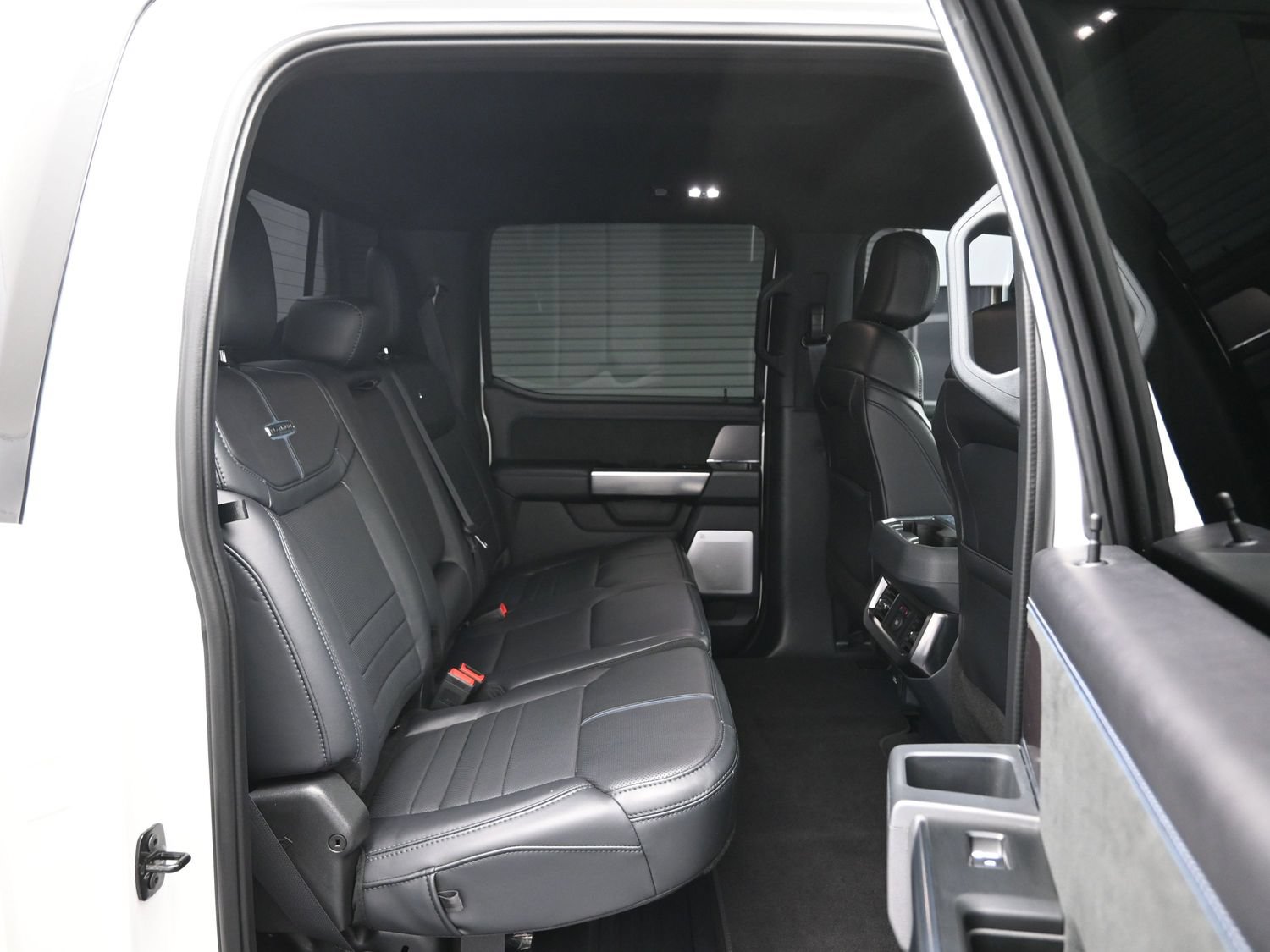 Used 2026 Ford F250 Platinum AWD/4WD image 12