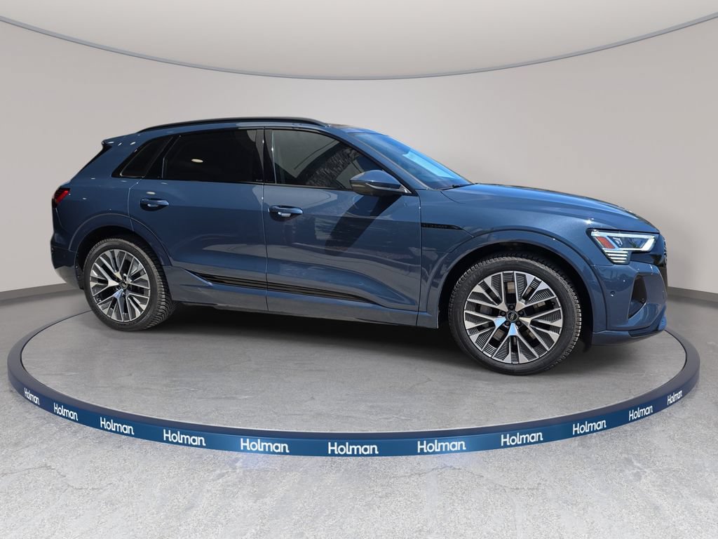 Certified 2024 Audi Q8 e-tron Premium Plus w/ Premium Plus Package AWD/4WD image 5