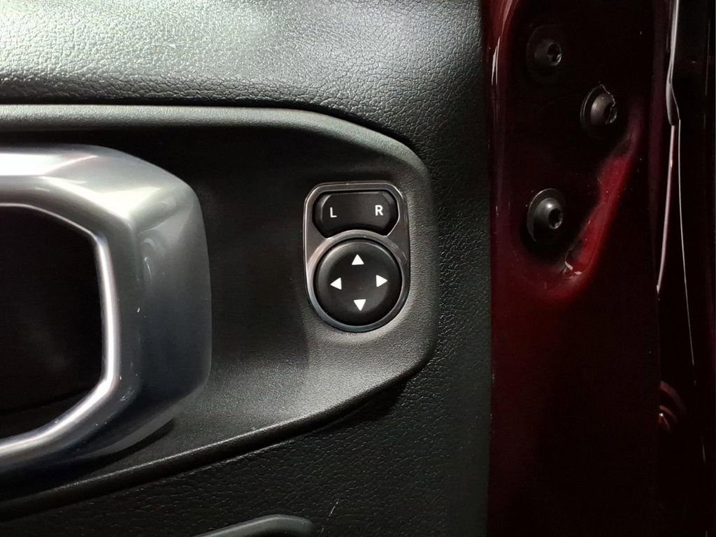 Used 2021 Jeep Gladiator Sport AWD/4WD image 18