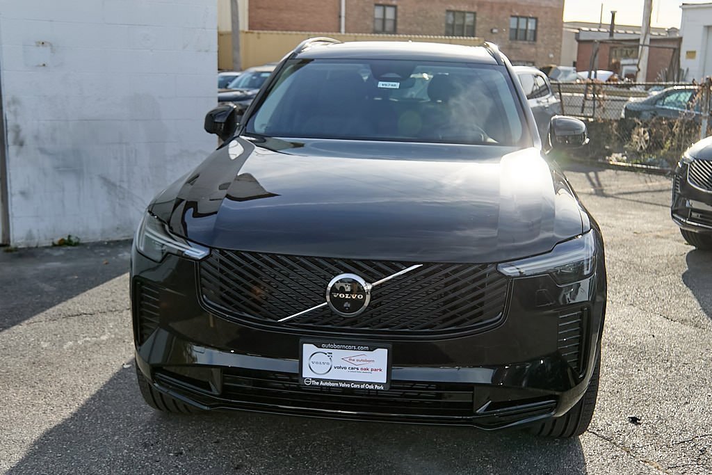 New 2026 Volvo XC90 B6 Ultra w/ Protection Package image 5