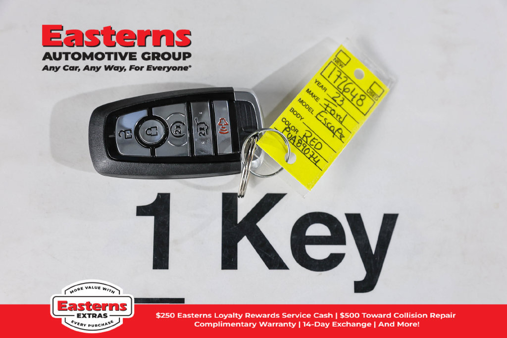 Used 2023 Ford Escape Active AWD/4WD image 27