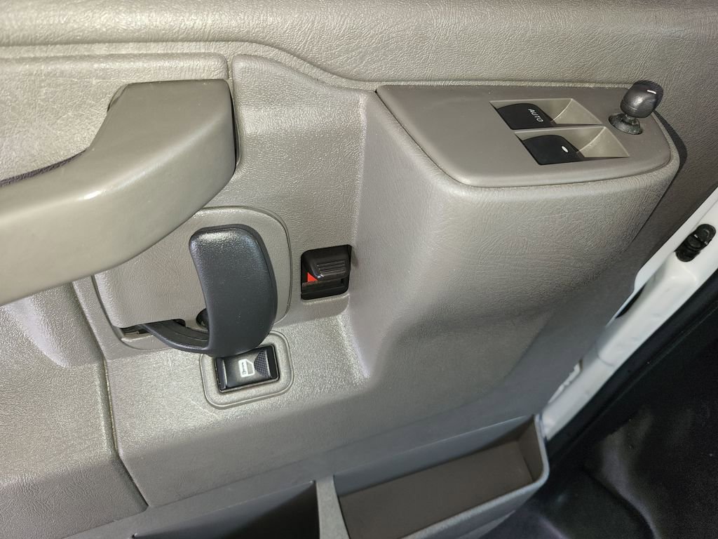 Used 2024 GMC Savana 2500 w/ Driver Convenience Package image 30