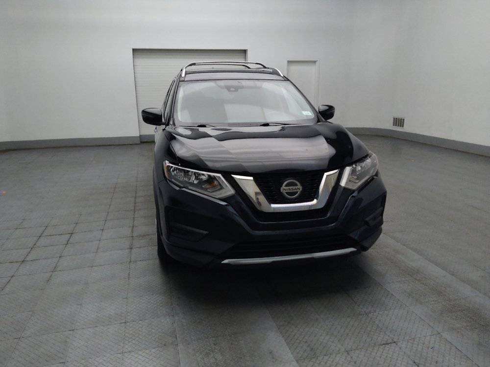 Used 2019 Nissan Rogue S w/ Special Edition Package FWD image 14