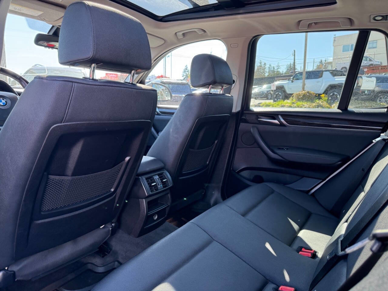 Used 2015 BMW X3 xDrive28d image 29
