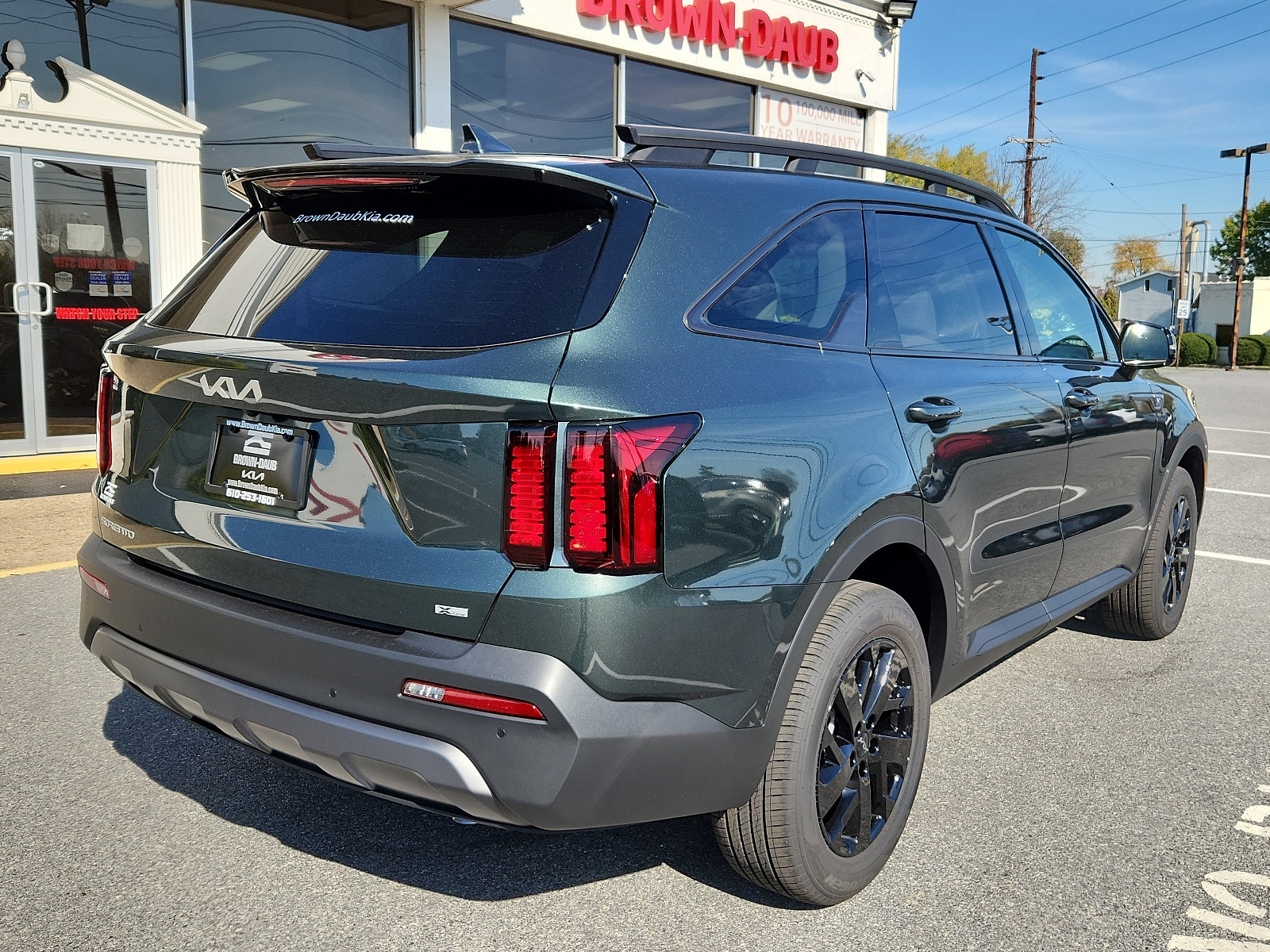 New 2023 Kia Sportage EX image 4