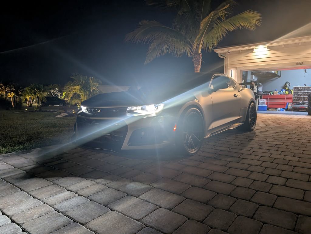 Used 2023 Chevrolet Camaro ZL1 RWD image 28