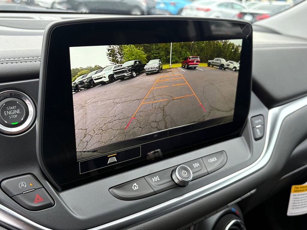 New 2026 Chevrolet Blazer LT w/ Midnight/Sport Edition FWD image 18