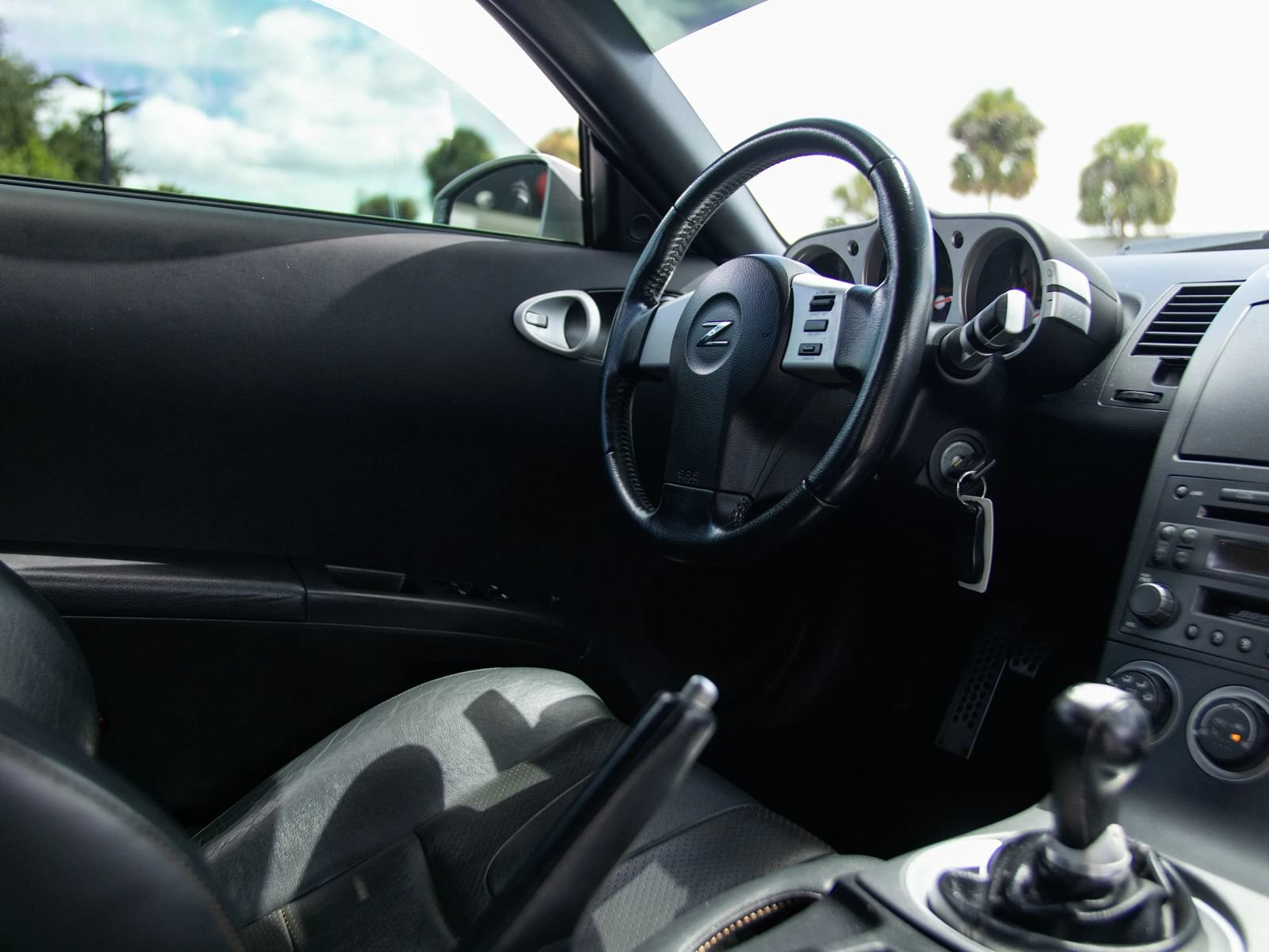 Used 2003 Nissan 350Z Touring RWD image 24