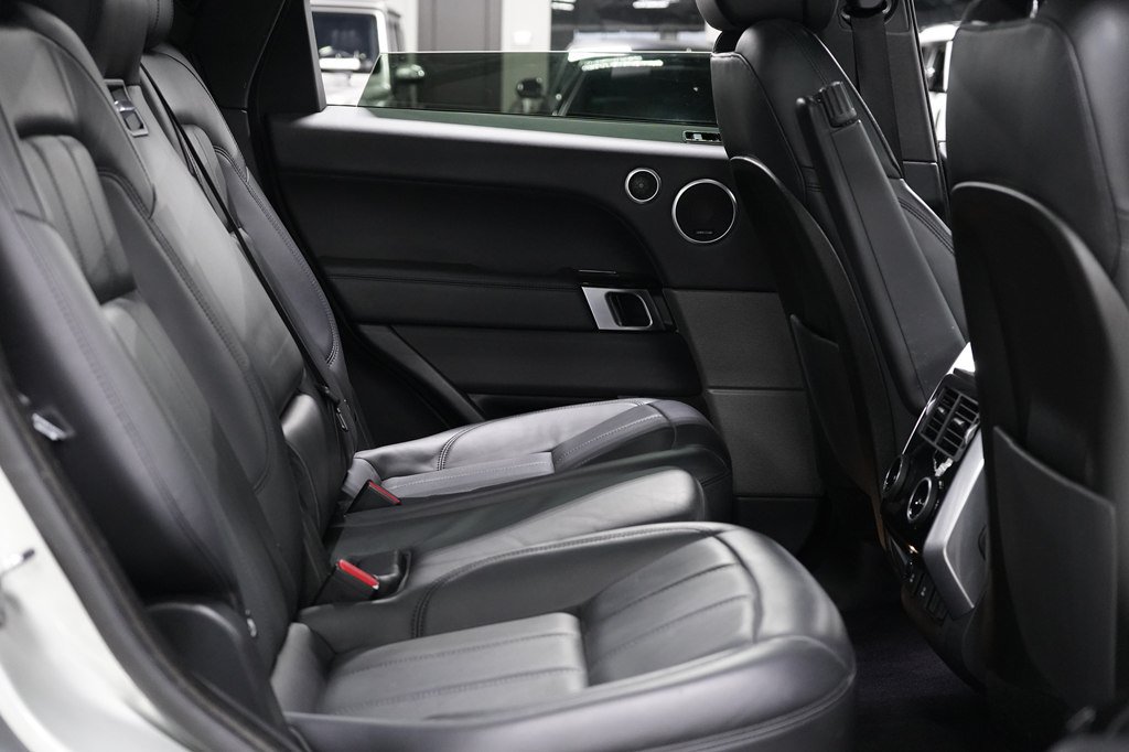 Used 2019 Land Rover Range Rover Sport Supercharged AWD/4WD image 34