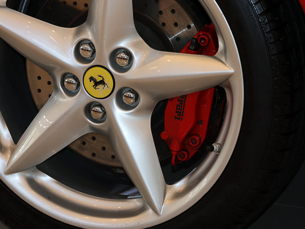 Used 2004 Ferrari 360 Spider RWD image 12